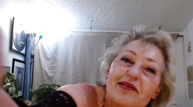 1402 Thick and Curvy GILF DawnSkye ignoring you while she on the phone, the she tears her nylons