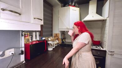 Homemade sex in the kitchen