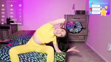 Stretch with your Goddess in Yellow Crop-top and Leggings | Petite Asian Goddess with Nice Cameltoe and Natural Small Tits ft. Alicia Hebi
