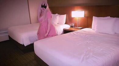 I got into a stranger's hotel room and masturbated on the bed