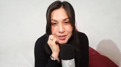 ASMR Beso, muerdo y acaricio tus orejas