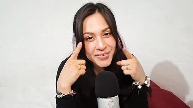 ASMR Beso, muerdo y acaricio tus orejas