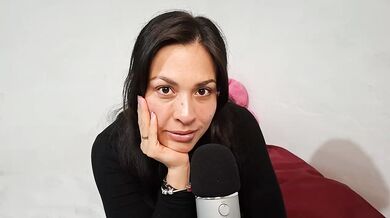 ASMR Beso, muerdo y acaricio tus orejas