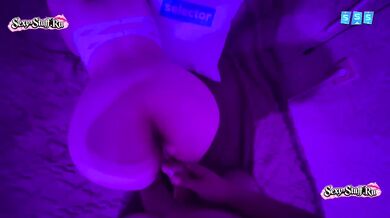 Creampie with an 18-year-old girlfriend. Sperm flows out of it