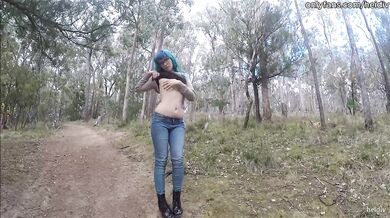 hiking got me exhausted and I just want to RELAX real quick