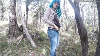 hiking got me exhausted and I just want to RELAX real quick