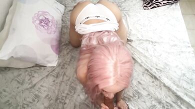 Mi hijastra embarazada me deja follarla hasta correrme adentro