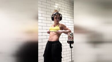 TikTok Thot Gets Anal Destroyed – Pussy Flooded With Cum!