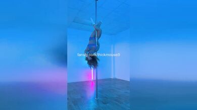 Hairy 18yo Gets Deepthroated Until She Squirts – Massive Load!