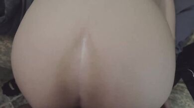 This ass is a Masterpiece. 50% and 20% slow motion cumshot on fat ass