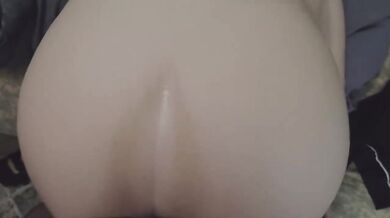 This ass is a Masterpiece. 50% and 20% slow motion cumshot on fat ass