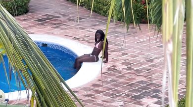 DRIPPING CUM Onto Busty Black Girl I Picked Up By The Pool