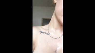 Horny Redhead Stepsis tries her hardest to seduce me - NSFW TikTok Compilation