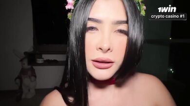 Unexpected Valentine's Day visit ends in a deep, creamy blowjob