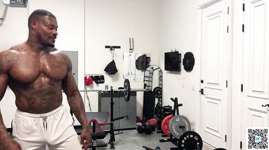 BBC Gym Coach Drilling His Client Tight Wet Pussy And Cumming In Her Mouth