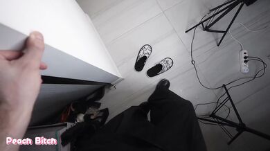 Paid the Maid With Hard Fuck And A Lot Of Cum On The Face