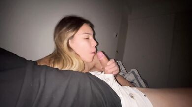 Sex with roommate I met at the Hostel... ft Abril Diseli