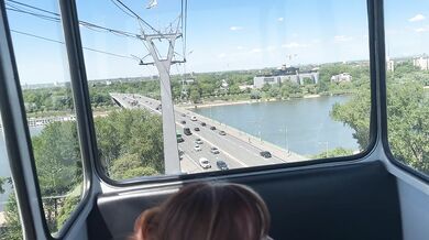 risky public cable car blowjob - naughty in the sky / SallyDinosaur