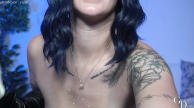 Playing with a frozen ice dildo made out of my own breast milk! | Grey Desire