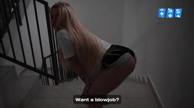 Neighbor's flexy lover blew me raw in the stairwell cheating creampie