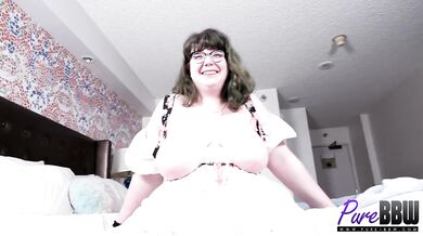 Sage Summers raw behind the scenes interview bbw brunette busty alone