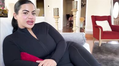 Thick stepmom rides son raw while cheating on dad her juicy thighs squeezed tight