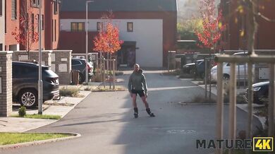 Mature MILF with huge natural tits and ass destroyed in rough sex pickup