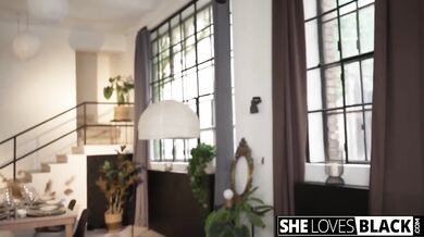 Tattooed Blondie Ria Sunn Gets Banged Interracially After Blowjob