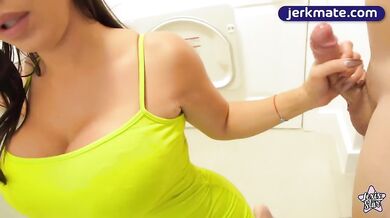 My stepmom got stuck in the dryer and I had to fuck her big latina ass raw