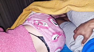My Sister-in-law Mistook Me for Her Boyfriend Creampie in her Tight Pussy