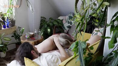 Real couple's afternoon delight cowgirls cumming sensually on couch