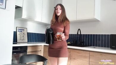 Thirsty neighbor wants my big cock she gets a huge facial cumshot