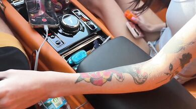 19 Year Old Sophie Tyler Takes Monster Dicks In Rolls Royce Backseat