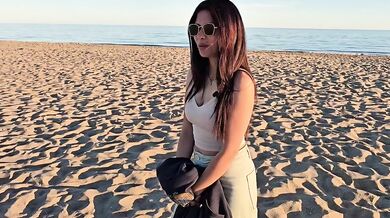 Beach pickup turns into dirty car blowjob with petite latina stranger