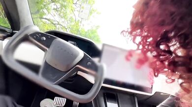 Public blowjob destroys Beatrice Segreti with husband and stranger