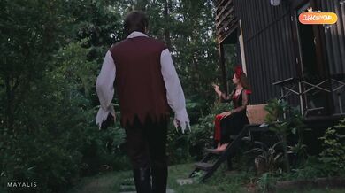 Juicy witch lifts my cock to make me irresistible to all chicks