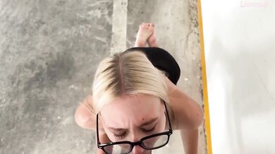 Russian blonde gets railed in plain sight at a parking lot
