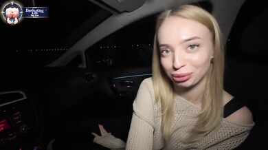She paid in cash with her tight pussy deep throat in the car