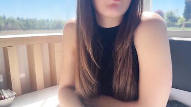 First date ruined by sloppy car blowjob and messy cum dump
