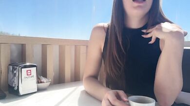 First date ruined by sloppy car blowjob and messy cum dump