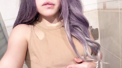 Asian university girl's squirt ruined her wet panties