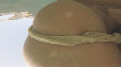 My 18 year old step sister gets fucked raw on the beach first time
