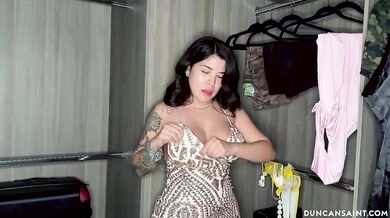 The thickest mexican Latina gets her big ass stuffed with an uncut cock