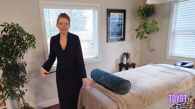 Lucky bastard gets his dream happy ending at the redheaded milf’s massage parlor