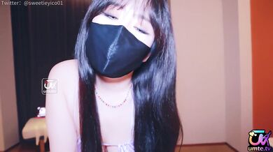 Silk-stockeds bitch beckons deep fuck her creampie squirt swallow