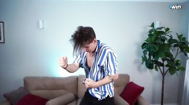 Curvy milf get destroyed in wild 3some FFM anal creampie gangbang