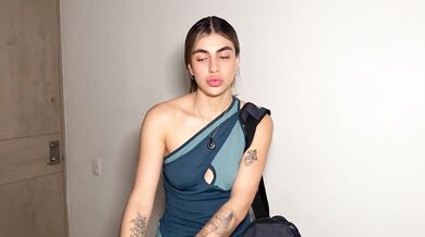 My wife's BFF just hit the gym now she's getting her tight culo fucked raw