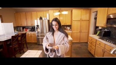 Fucking Stepmom In The Closet While Dad Showers Misty Meaner POV