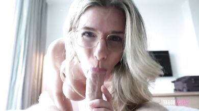 Stepmom flashes her bare pussy in public big tits pounding her tight cunt drooling cum facial