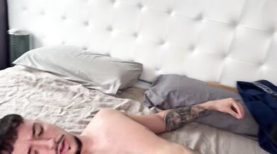 Faking to be a guy to fuck the stunning latina in doggystyle brutality